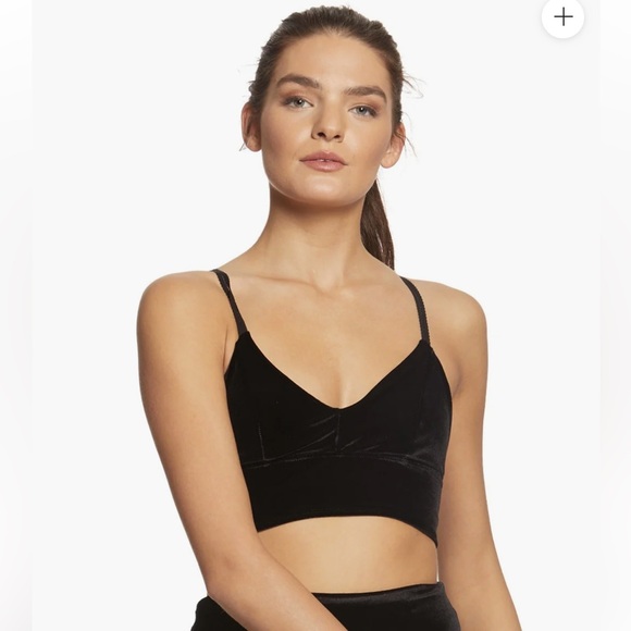 Beyond Yoga Black Velvet Motion Lavish Bra Bralette New - Picture 1 of 12